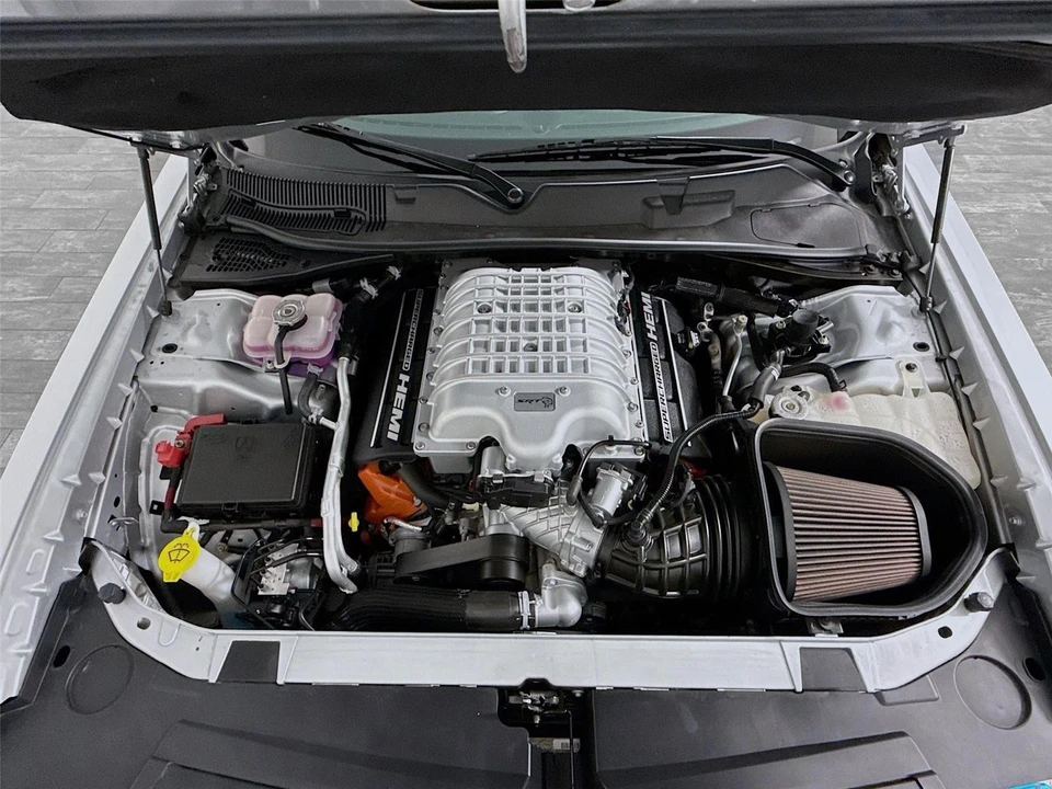 2023 Dodge Challenger SRT Hellcat 3rd Gen - Image 27 of 31