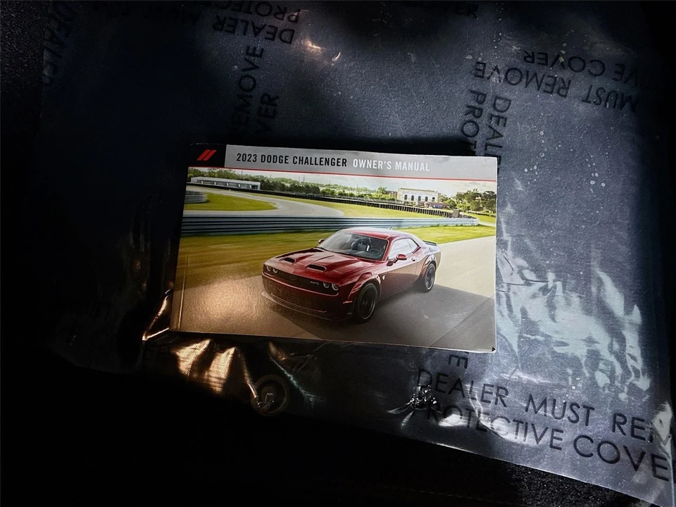 2023 Dodge Challenger SRT Hellcat 3rd Gen - Image 23 of 31