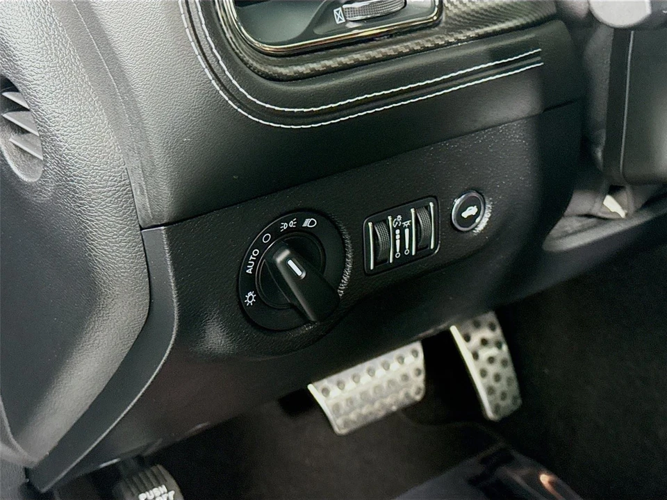 2023 Dodge Challenger SRT Hellcat 3rd Gen - Image 7 of 21