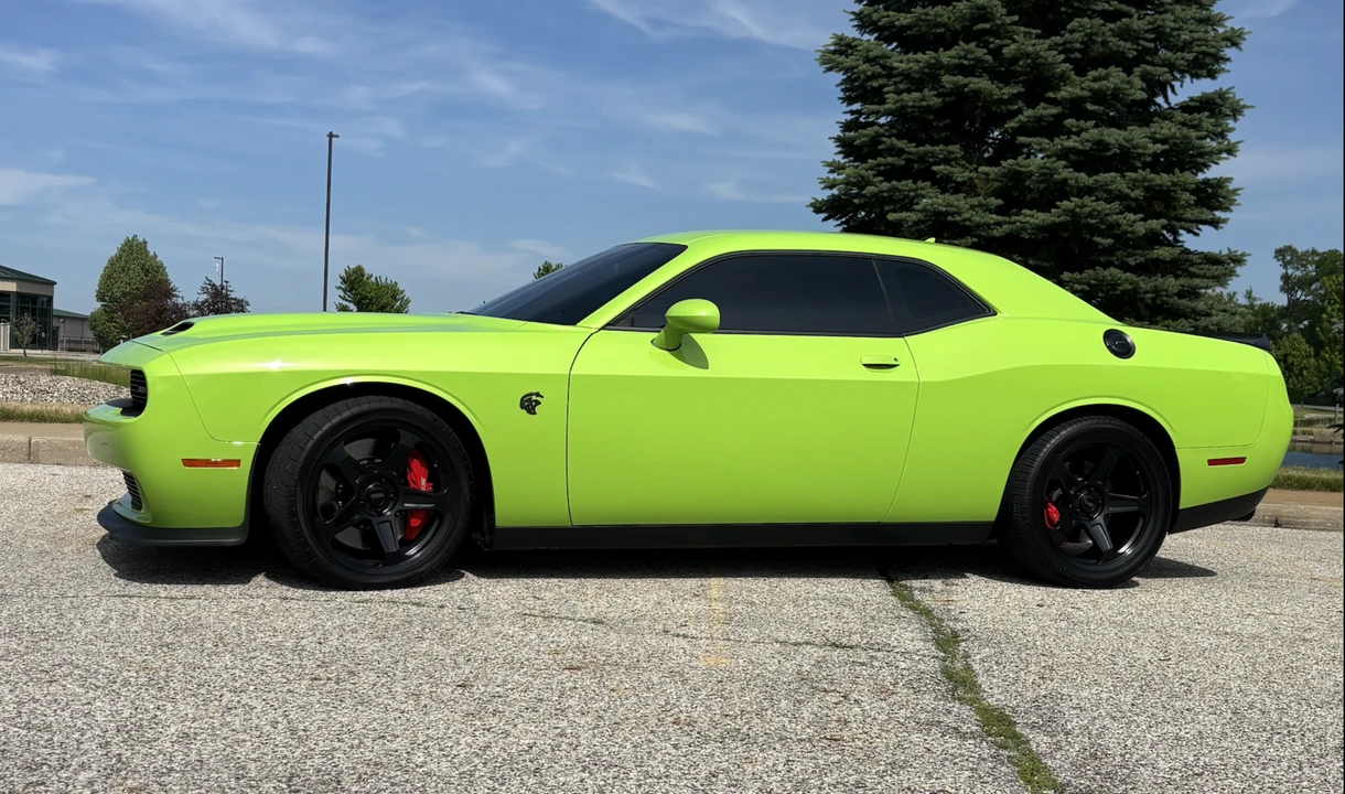 2023 Dodge Challenger SRT Hellcat 3rd Gen - Image 21 of 31