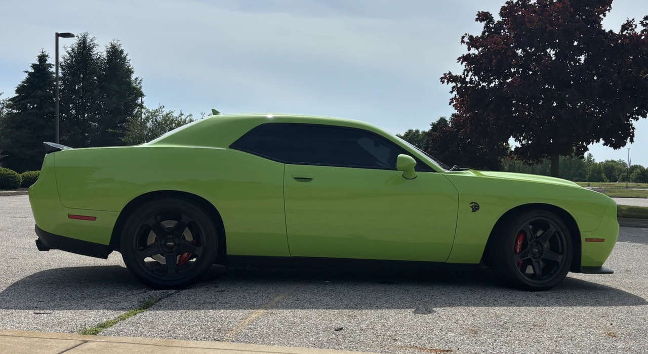 2023 Dodge Challenger SRT Hellcat 3rd Gen - Image 10 of 31
