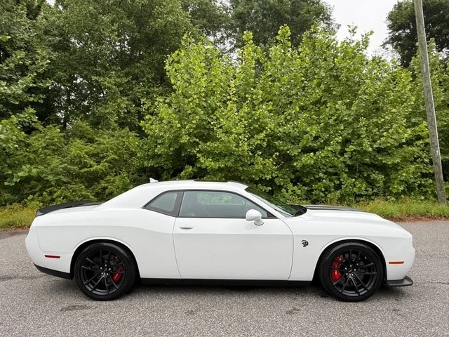 2023 Dodge Challenger SRT Hellcat 3rd Gen - Image 5 of 31