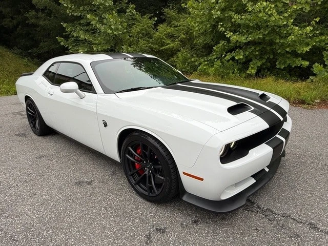 2023 Dodge Challenger SRT Hellcat 3rd Gen - Image 4 of 31