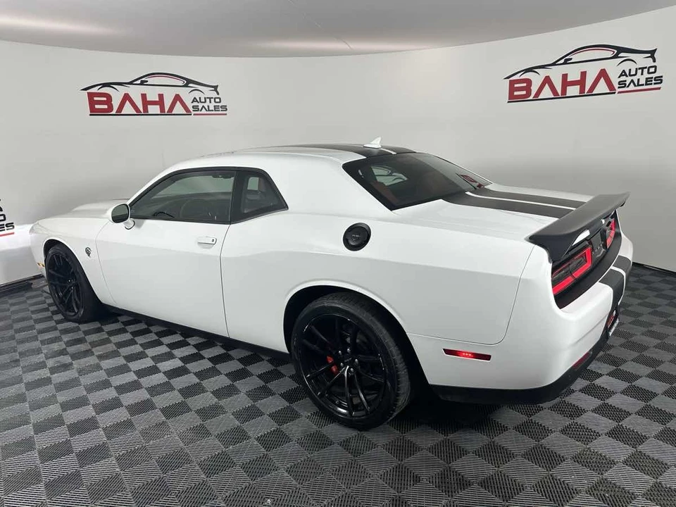 2023 Dodge Challenger SRT Hellcat 3rd Gen - Image 5 of 21