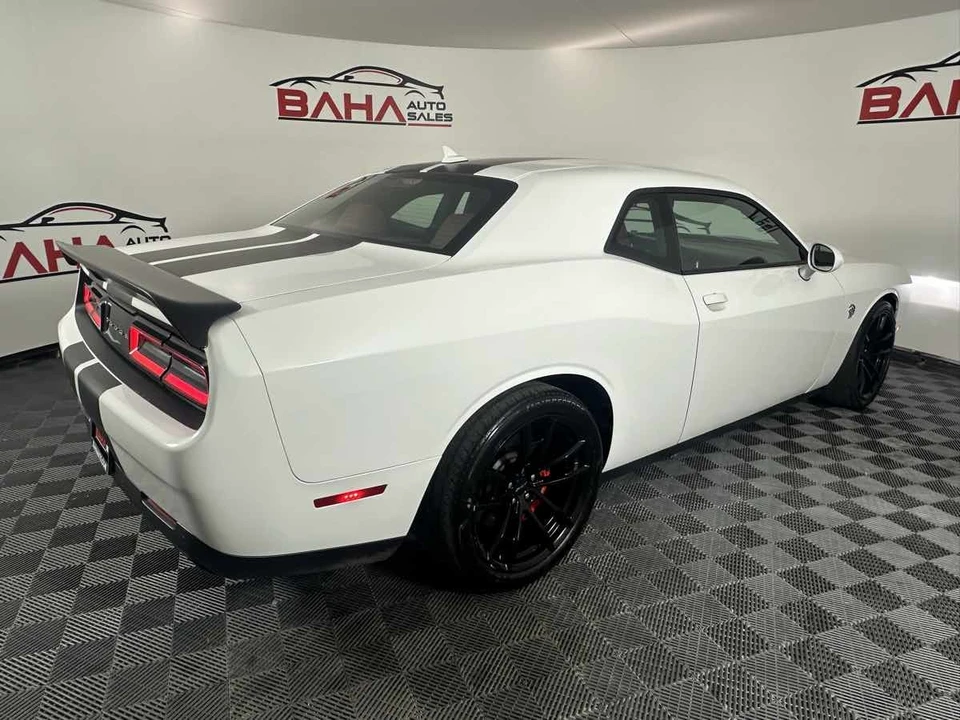 2023 Dodge Challenger SRT Hellcat 3rd Gen - Image 8 of 21