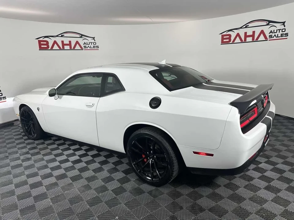 2023 Dodge Challenger SRT Hellcat 3rd Gen - Image 5 of 21
