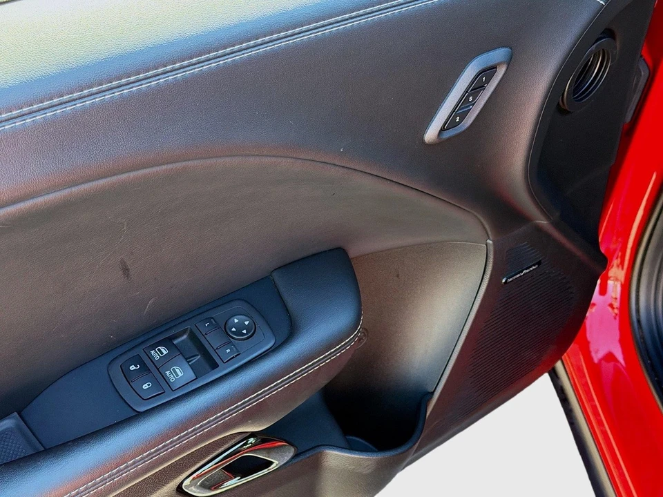 2023 Dodge Challenger SRT Hellcat 3rd Gen - Image 21 of 31