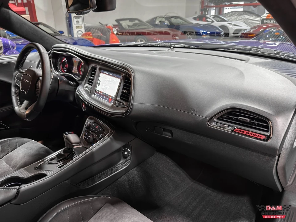 2023 Dodge Challenger SRT Hellcat 3rd Gen - Image 15 of 21