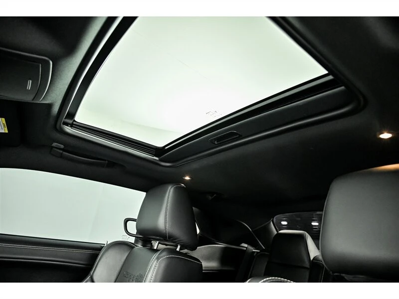 2023 Dodge Challenger SRT Hellcat 3rd Gen - Image 19 of 30