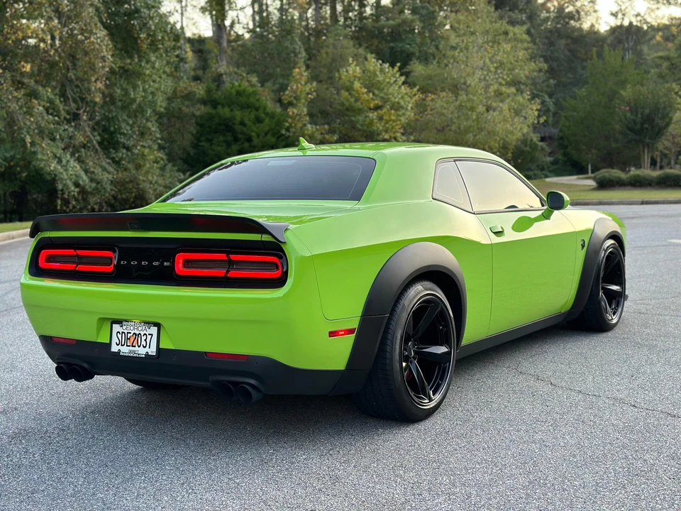 2023 Dodge Challenger SRT Hellcat 3rd Gen - Image 9 of 31