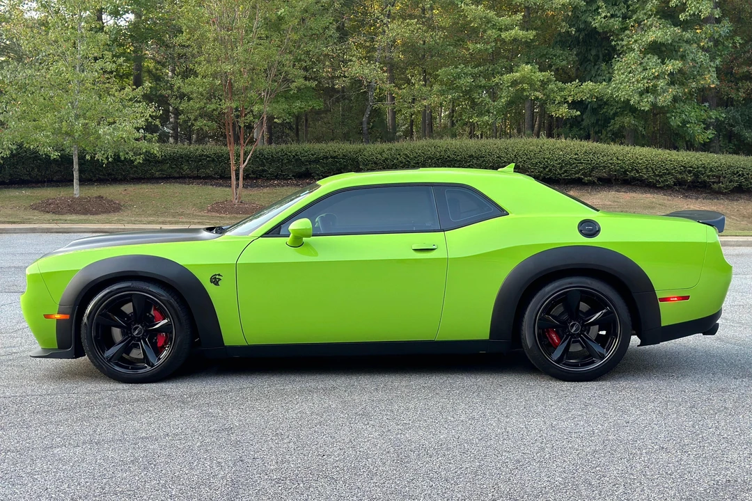 2023 Dodge Challenger SRT Hellcat 3rd Gen - Image 3 of 31