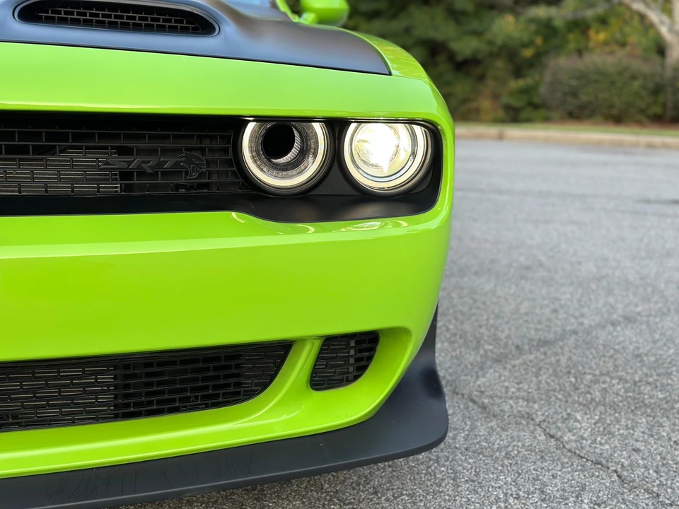 2023 Dodge Challenger SRT Hellcat 3rd Gen - Image 13 of 31