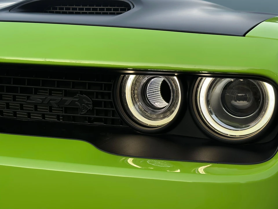 2023 Dodge Challenger SRT Hellcat 3rd Gen - Image 14 of 31
