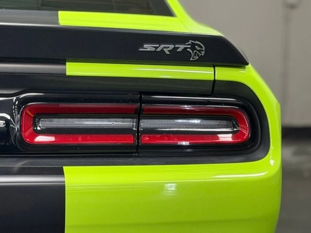 2023 Dodge Challenger SRT Hellcat 3rd Gen - Image 15 of 31