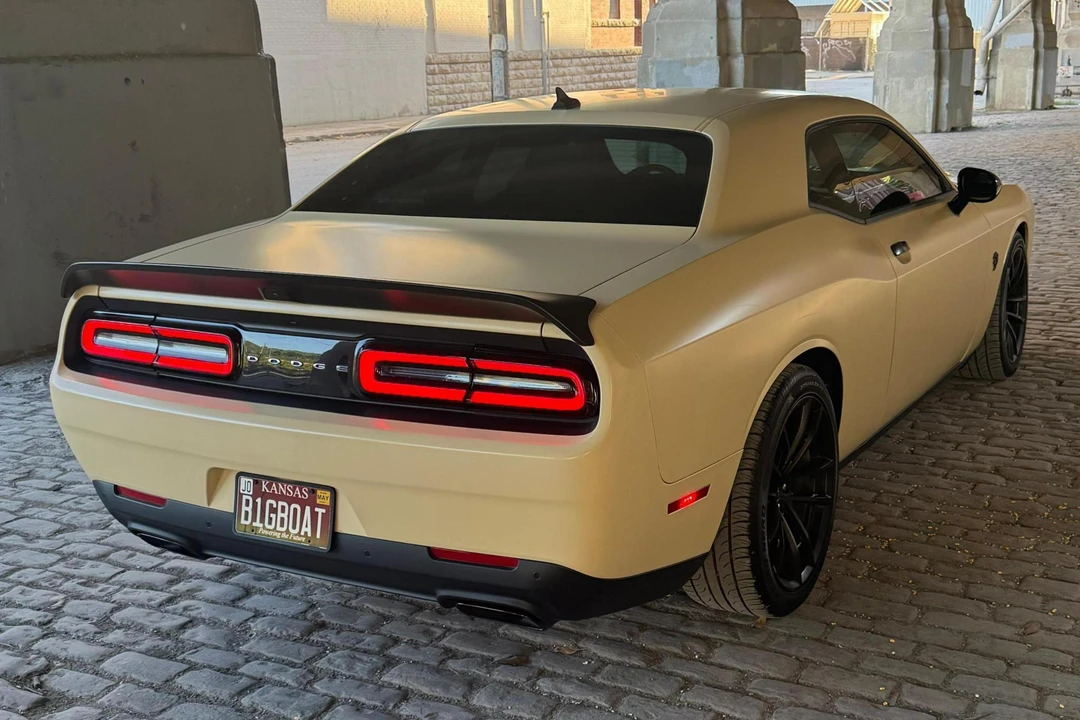 2023 Dodge Challenger SRT Hellcat 3rd Gen - Image 4 of 31