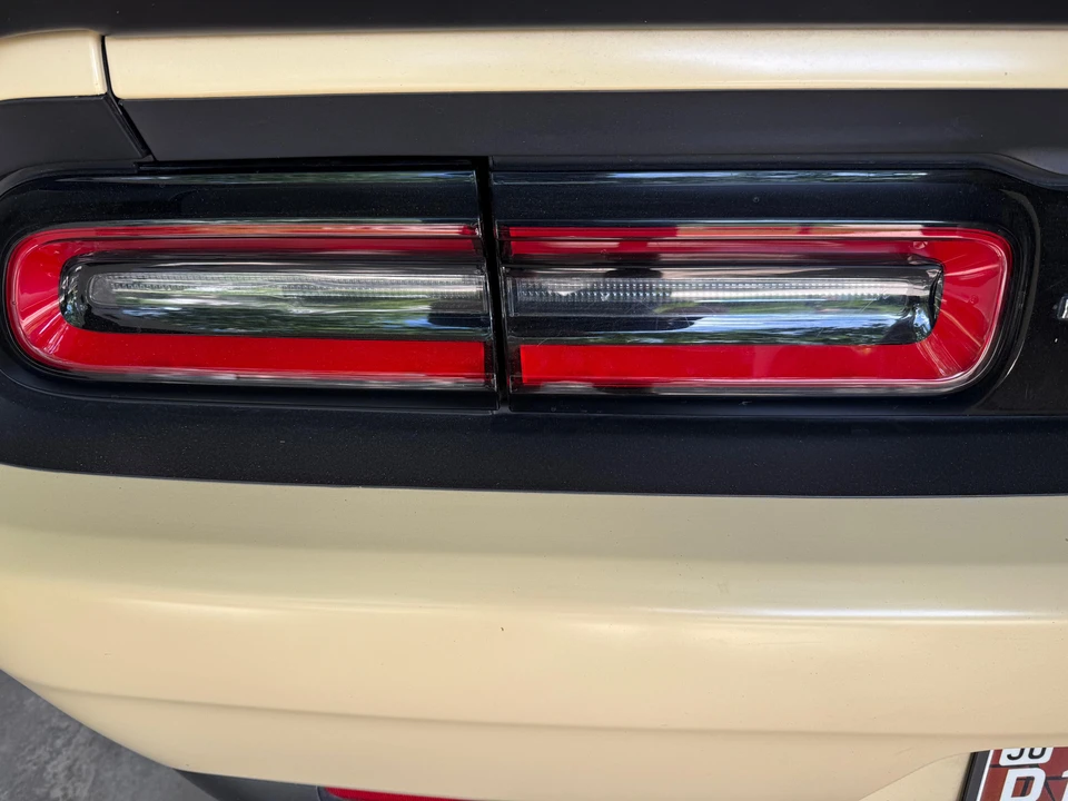 2023 Dodge Challenger SRT Hellcat 3rd Gen - Image 26 of 31