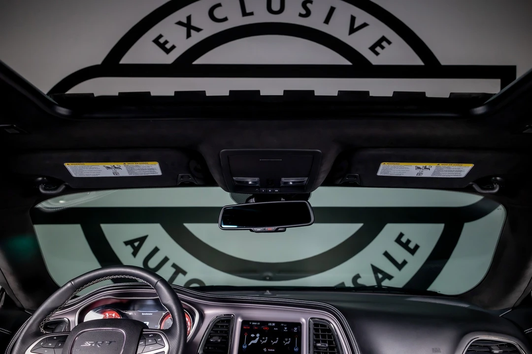 2023 Dodge Challenger SRT Hellcat 3rd Gen - Image 10 of 21