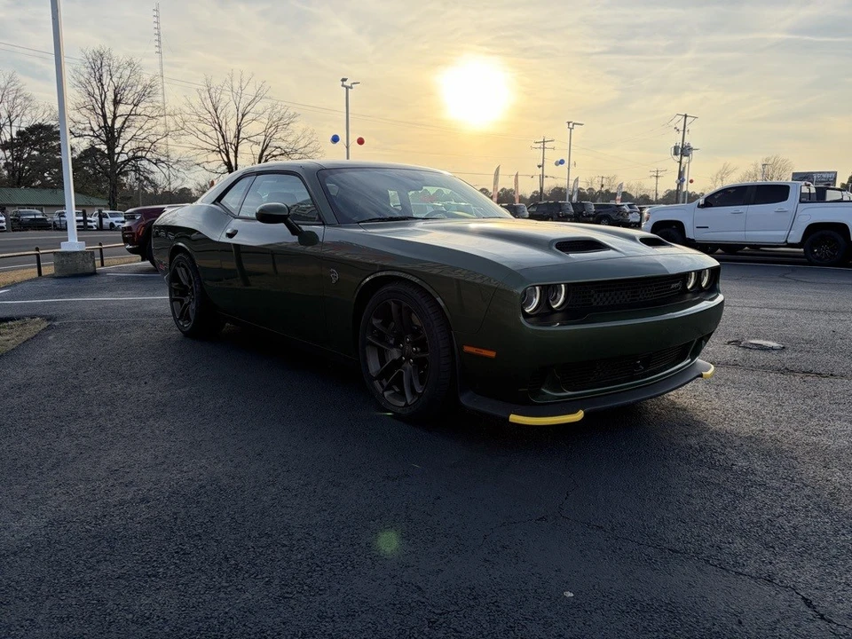 2023 Dodge Challenger SRT Hellcat 3rd Gen - Image 3 of 12