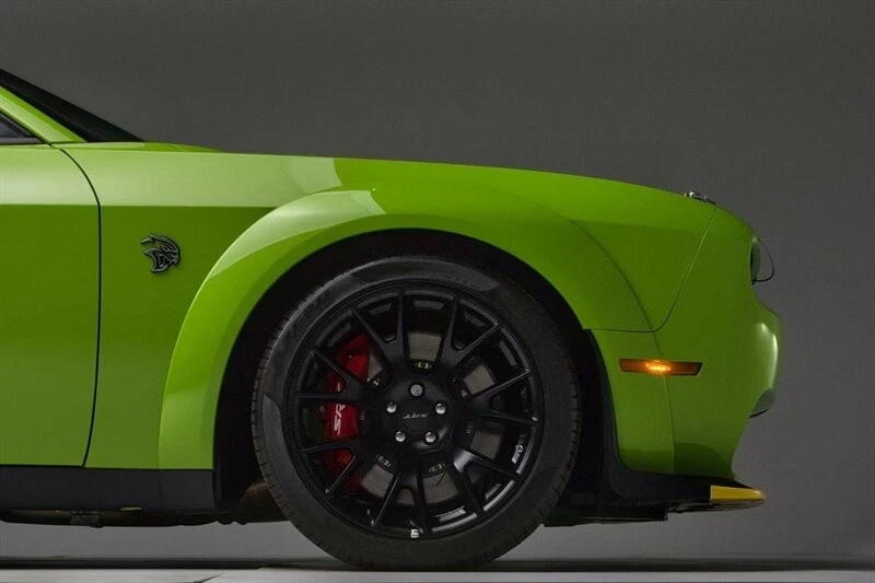 2023 Dodge Challenger SRT Hellcat 3rd Gen - Image 15 of 21