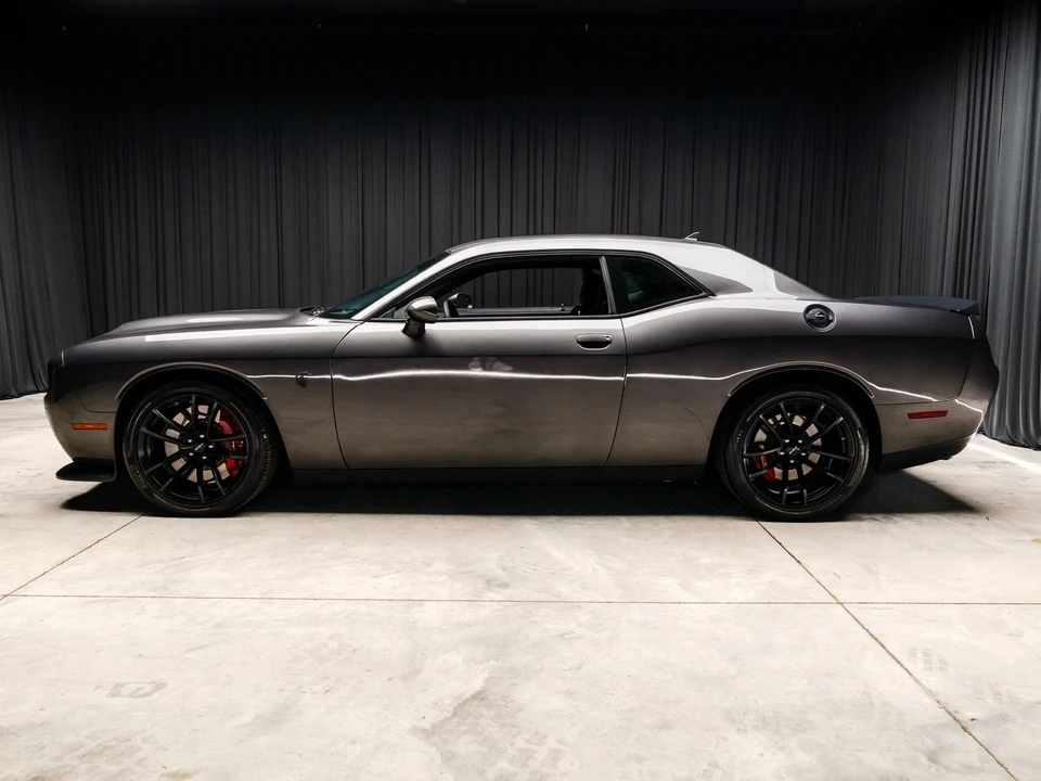 2023 Dodge Challenger SRT Hellcat 3rd Gen - Image 9 of 12