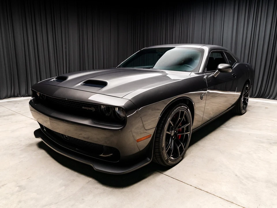 2023 Dodge Challenger SRT Hellcat 3rd Gen - Image 8 of 12