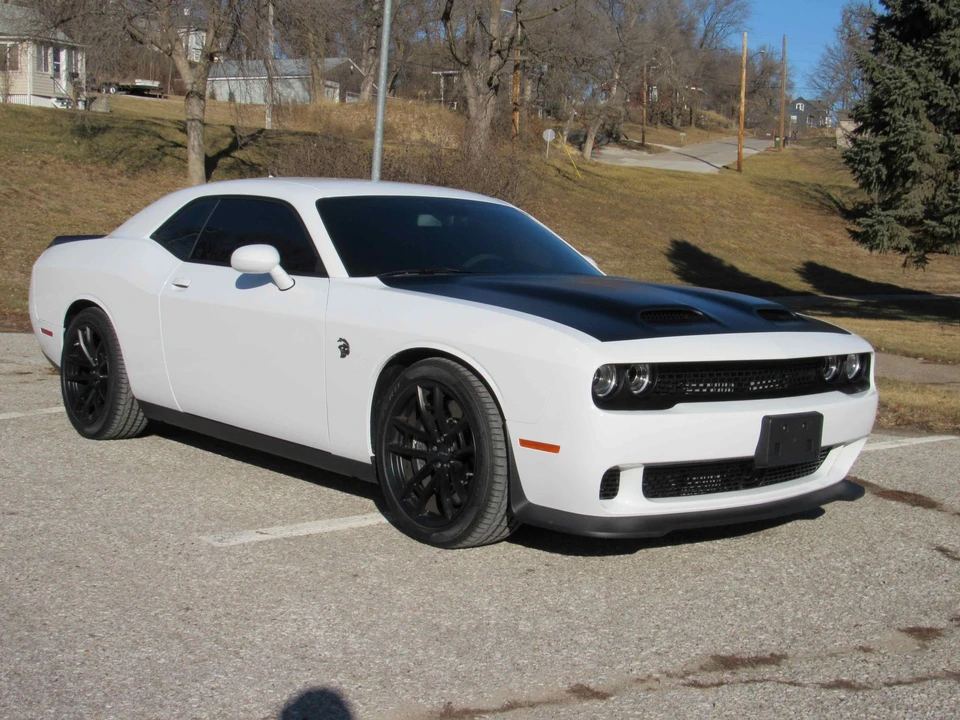 2023 Dodge Challenger SRT Hellcat 3rd Gen - Image 3 of 31