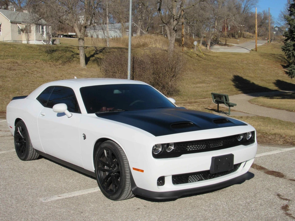 2023 Dodge Challenger SRT Hellcat 3rd Gen - Image 4 of 31