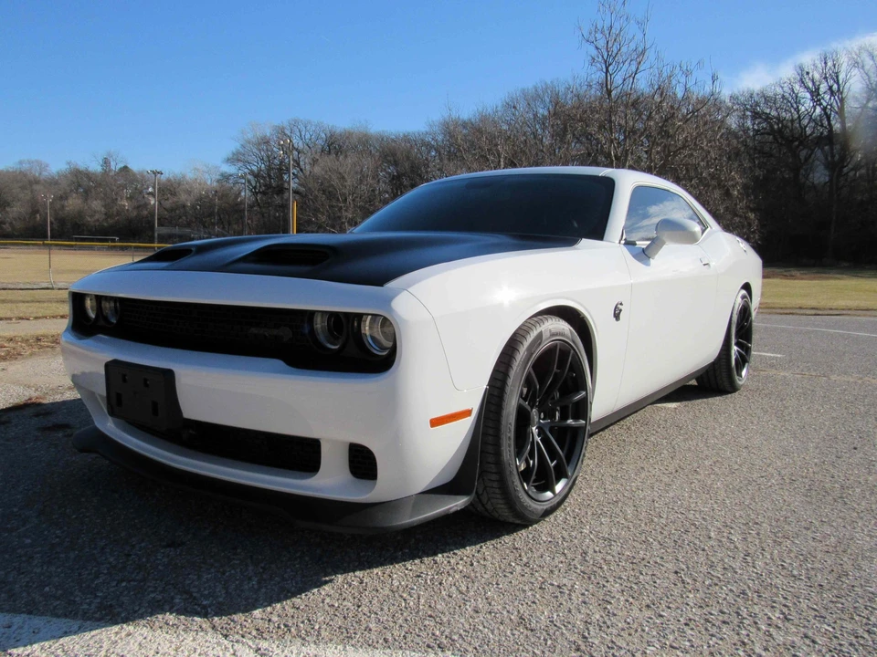 2023 Dodge Challenger SRT Hellcat 3rd Gen - Image 7 of 31