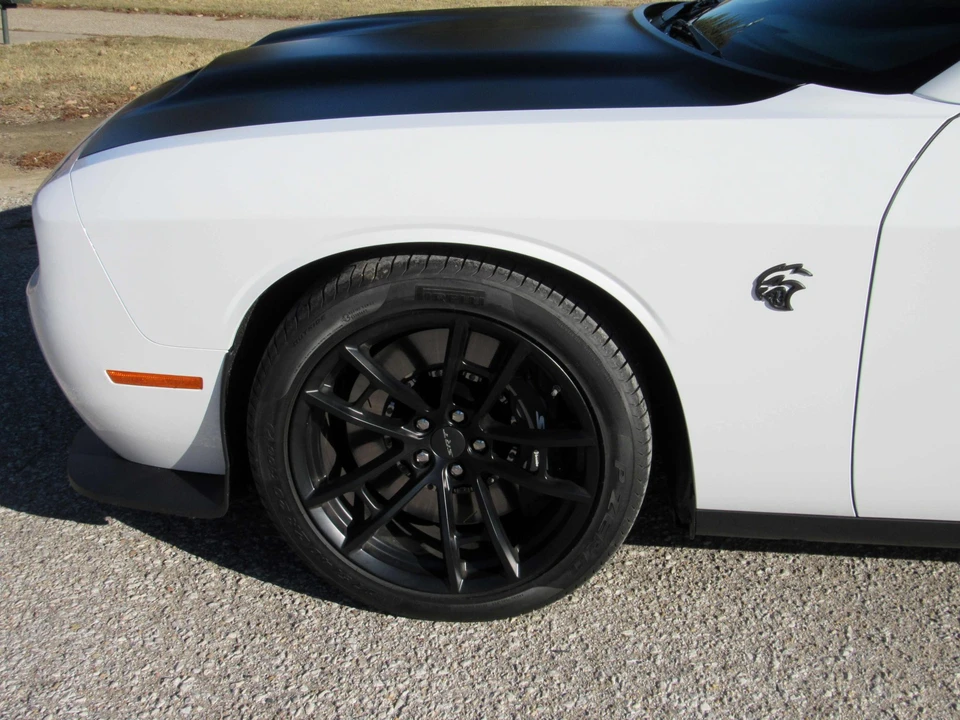 2023 Dodge Challenger SRT Hellcat 3rd Gen - Image 30 of 31