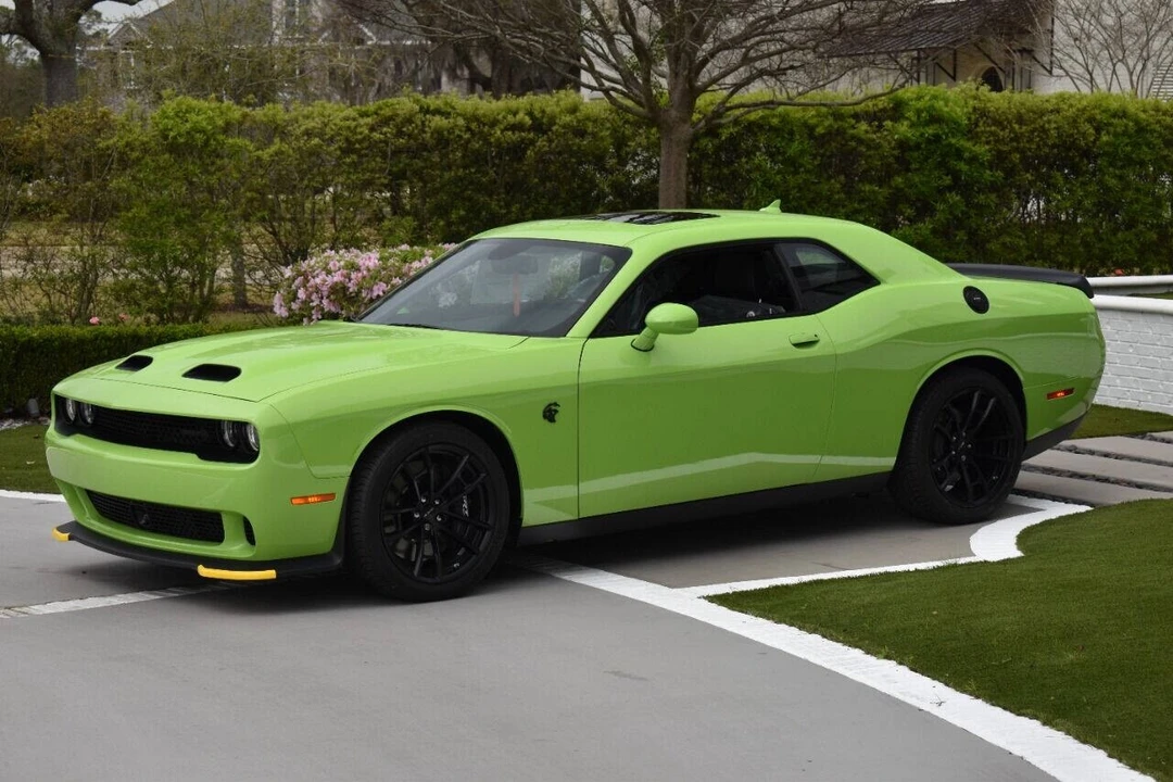 2023 Dodge Challenger SRT Hellcat 3rd Gen - Image 12 of 31