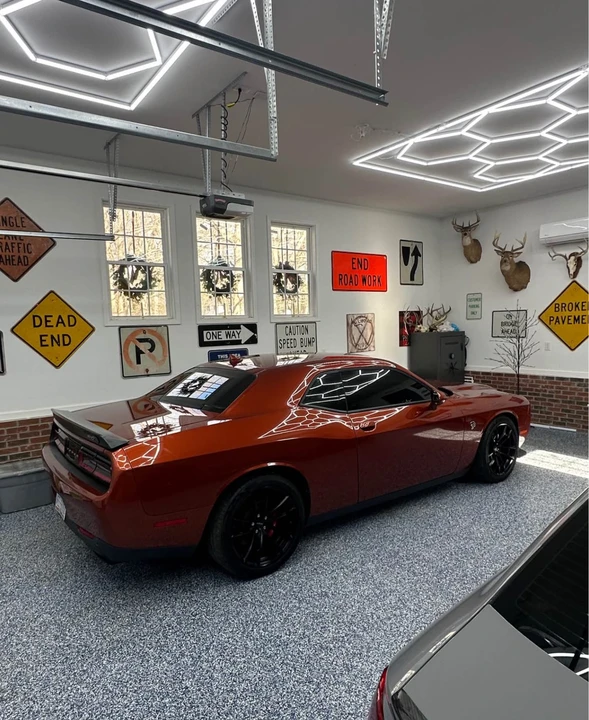2023 Dodge Challenger SRT Hellcat 3rd Gen - Image 14 of 31