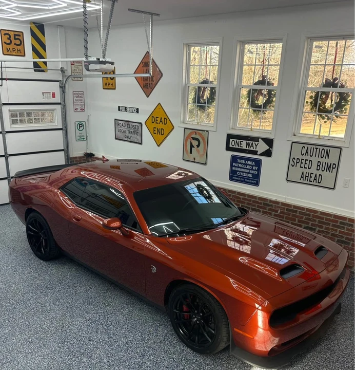 2023 Dodge Challenger SRT Hellcat 3rd Gen - Image 16 of 31