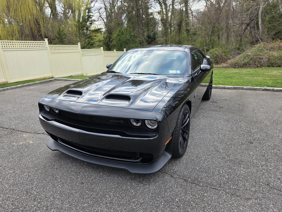 2023 Dodge Challenger SRT Hellcat 3rd Gen - Image 3 of 31