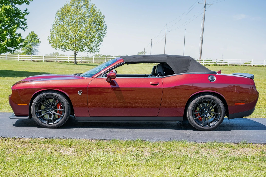 2023 Dodge Challenger SRT Hellcat 3rd Gen - Image 3 of 31