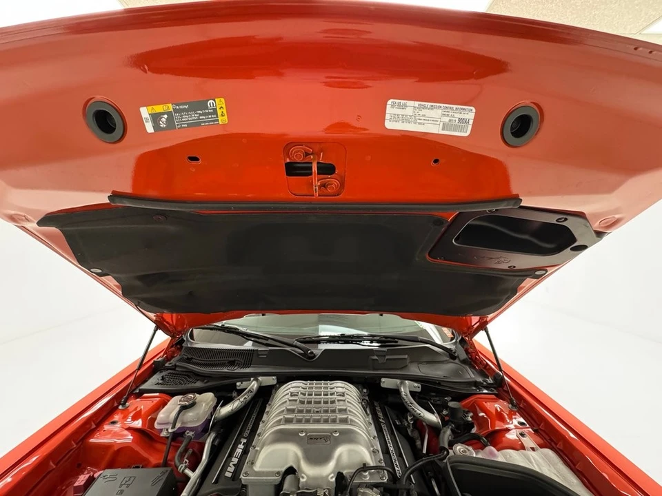 2023 Dodge Challenger SRT Hellcat 3rd Gen - Image 26 of 31