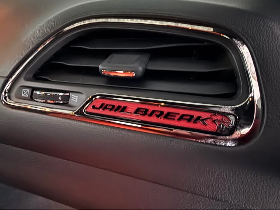 2023 Dodge Challenger SRT Hellcat 3rd Gen - Image 8 of 12