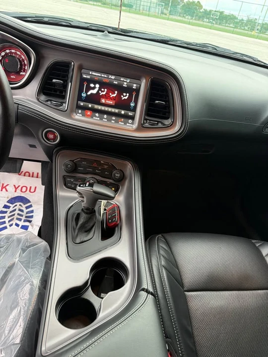 2023 Dodge Challenger SRT Hellcat 3rd Gen - Image 14 of 16