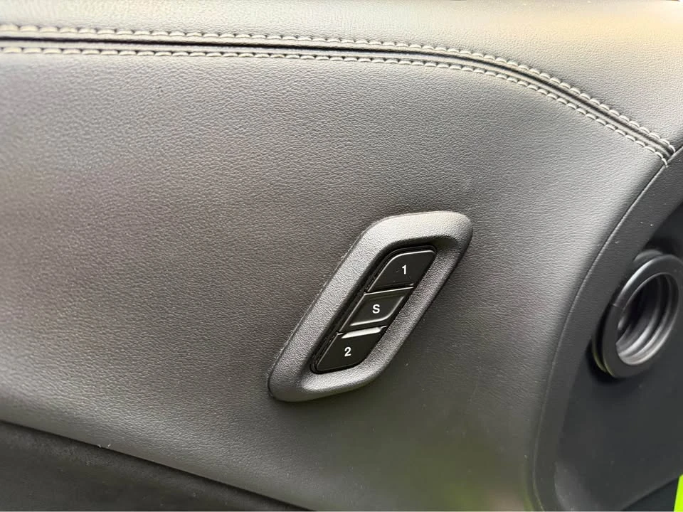 2023 Dodge Challenger SRT Hellcat 3rd Gen - Image 19 of 20