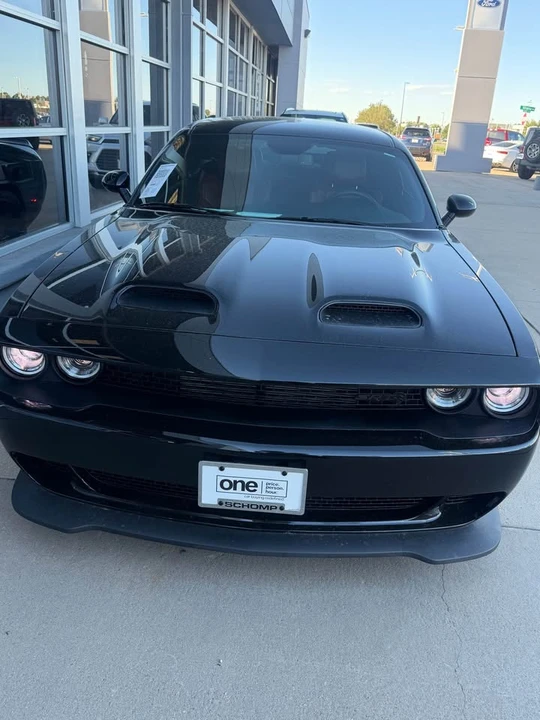 2023 Dodge Challenger SRT Hellcat 3rd Gen - Image 2 of 9