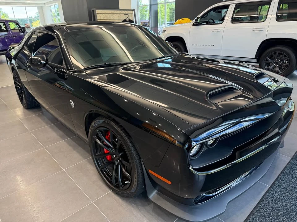 2023 Dodge Challenger SRT Hellcat 3rd Gen - Image 2 of 8