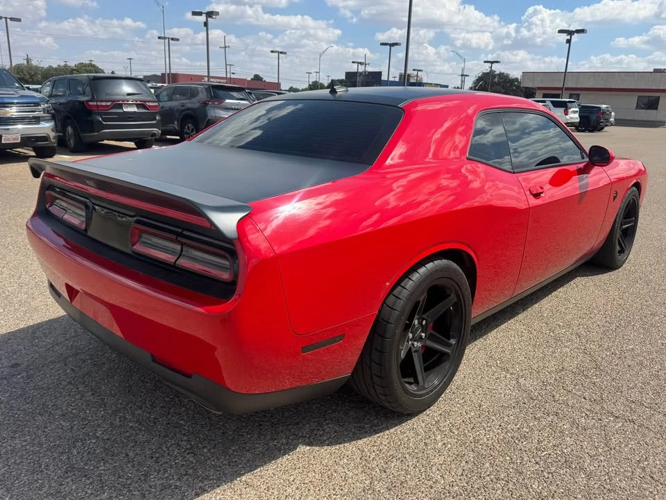 2023 Dodge Challenger SRT Hellcat 3rd Gen - Image 4 of 8