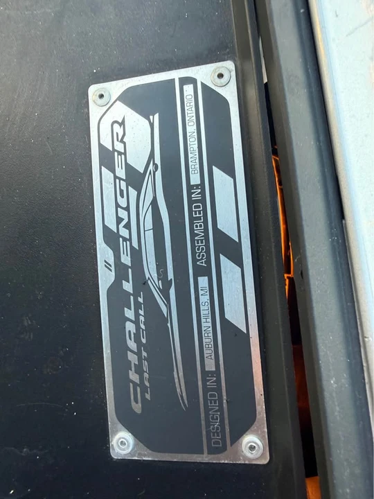 2023 Dodge Challenger SRT Hellcat 3rd Gen - Image 8 of 13