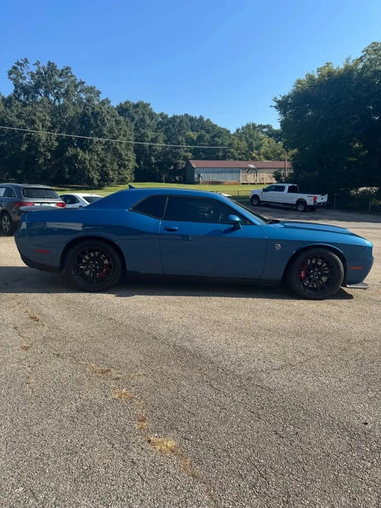 2023 Dodge Challenger SRT Hellcat 3rd Gen - Image 5 of 15