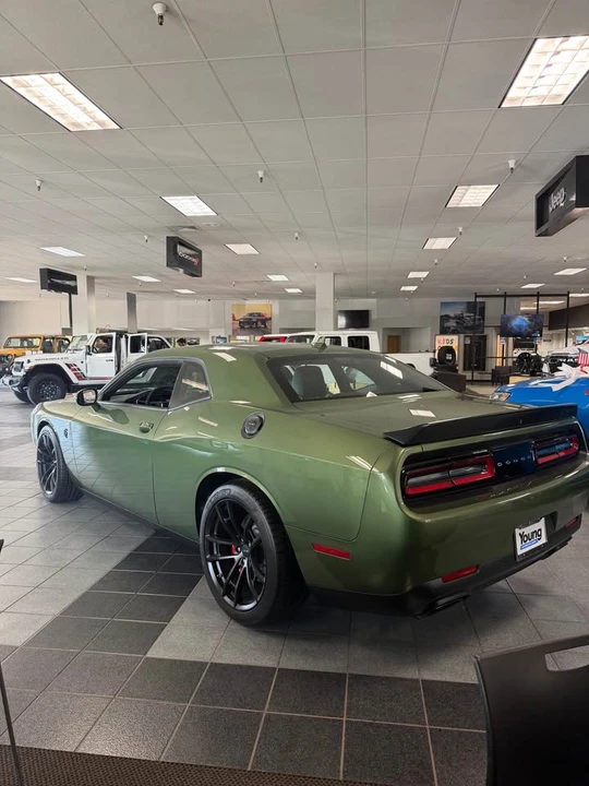 2023 Dodge Challenger SRT Hellcat 3rd Gen - Image 8 of 11