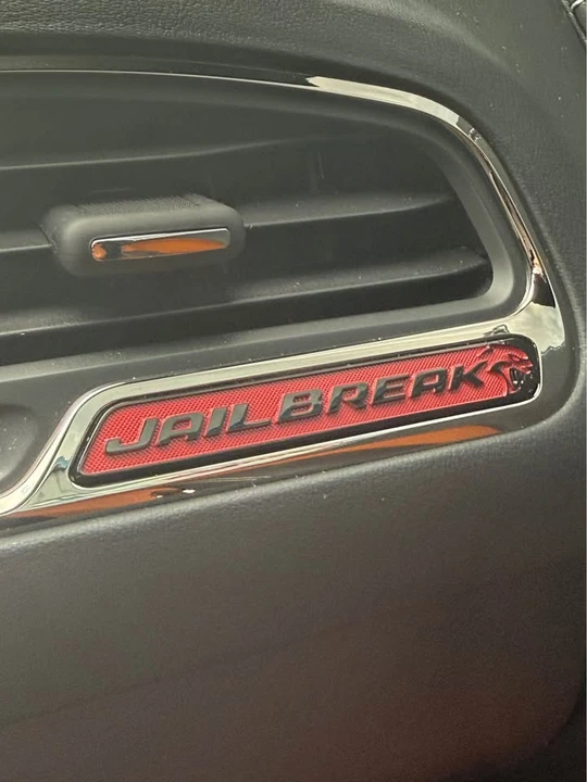 2023 Dodge Challenger SRT Hellcat 3rd Gen - Image 9 of 12