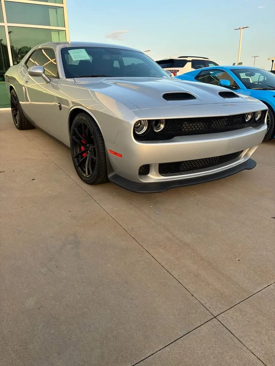 2023 Dodge Challenger SRT Hellcat 3rd Gen - Image 4 of 13
