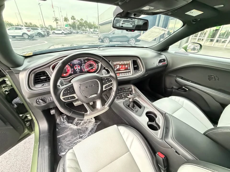 2023 Dodge Challenger SRT Hellcat 3rd Gen - Image 8 of 9