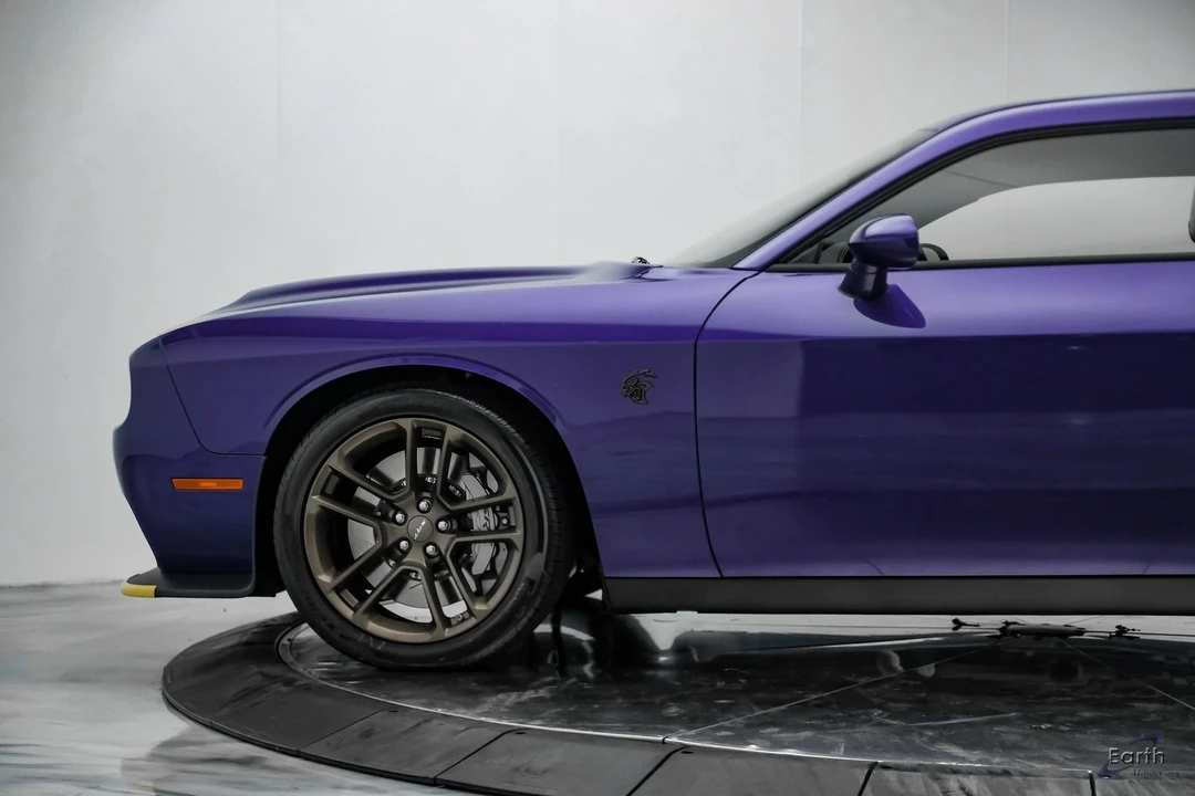 2023 Dodge Challenger SRT Hellcat 3rd Gen - Image 8 of 12