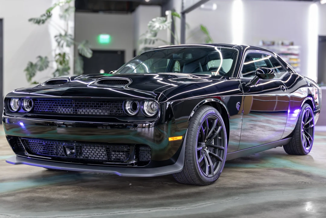 2023 Dodge Challenger SRT Hellcat 3rd Gen - Image 5 of 31