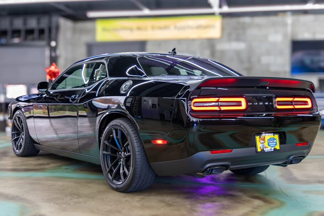 2023 Dodge Challenger SRT Hellcat 3rd Gen - Image 13 of 31